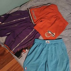 Mitchell And Ness Basketball Shorts Size L