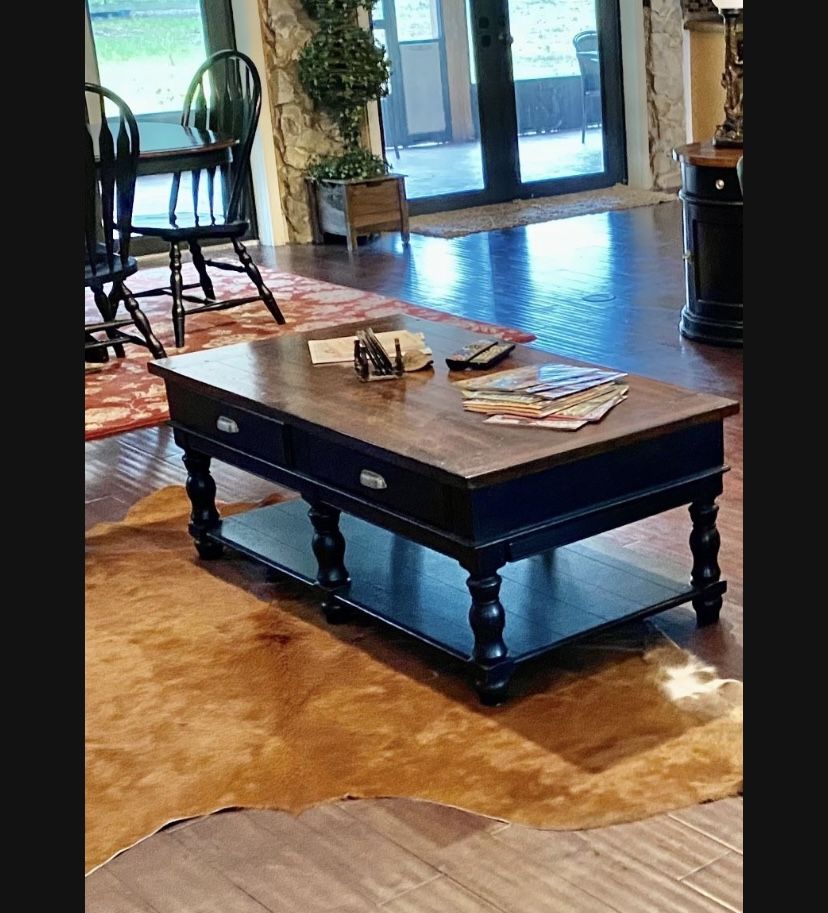 Living room Center Table