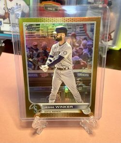 JESSE WINKER 2022 TOPPS GOLD REFRACTOR