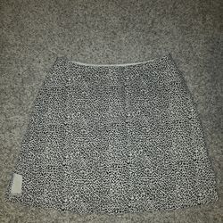 Skirt size 6-M