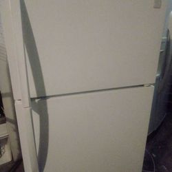 Refrigerator Works Great I Sell All The Time 