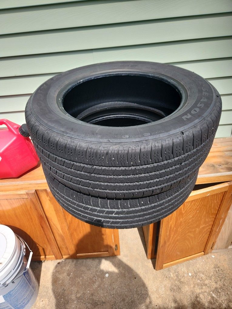 2 Tires Size245 65 R18 Asking 35 A Piece 3 Other Tire 225 60 R 18 Asking 25 A Piece Good Tire