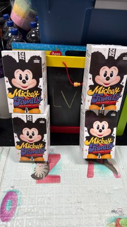 Mickey Family Cute Together Labubu