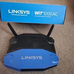 Linksys WRT1200AC DD-WRT 1200 Mbps 4-Port Gigabit Wireless AC Router in box with Power supply!