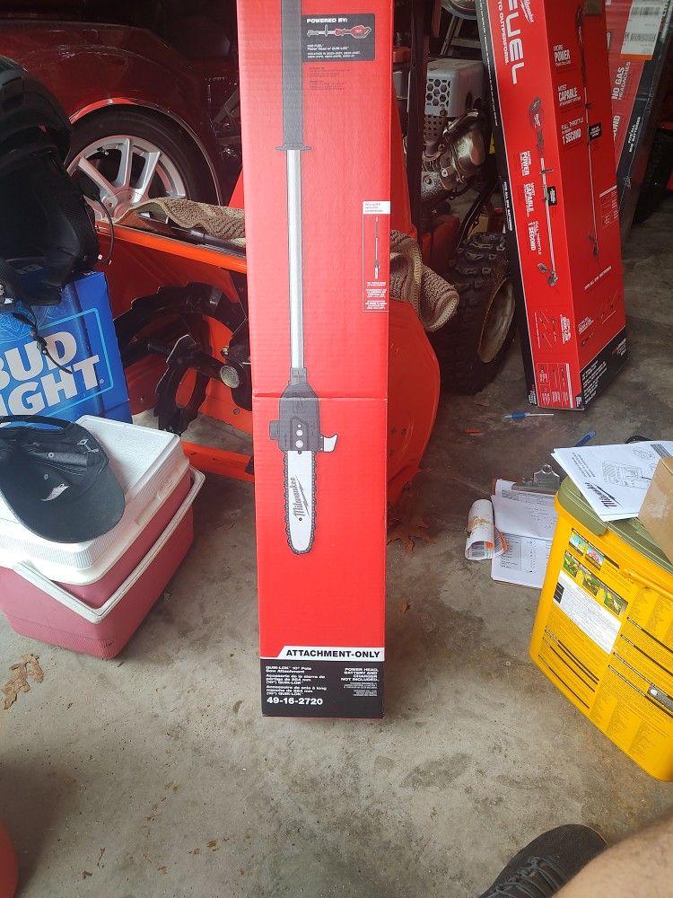 Milwaukee M18 Fuel Quik-lok 10"Pole Saw Attachment