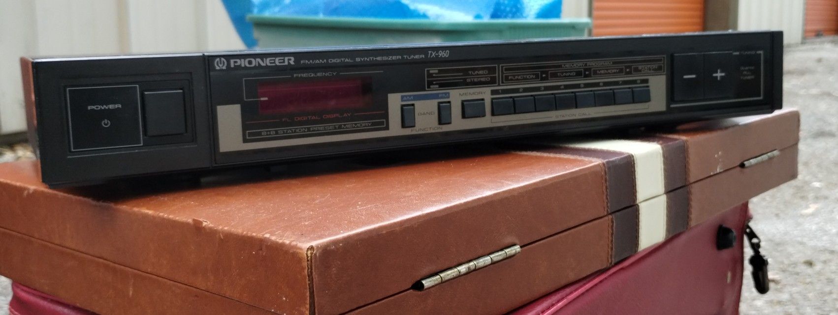 Vintage PIONEER Receiver/ Digital Synthesizer TX-960 TUNER FM/AM Tested and is Working Great