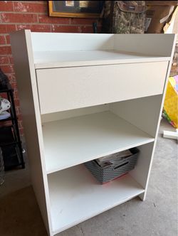 24" x 20" x 38" White Register Stand