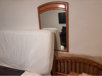 Stanley Twin Bedroom Wood set