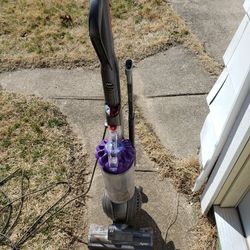 Dyson DC42 Vacuum Bagless, All Original Accessories Included