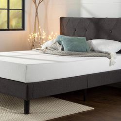 BEAUTIFUL UPHOLSTED KING BED FRAME 