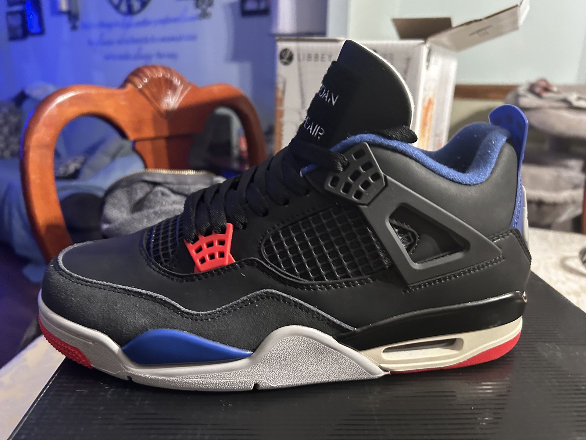 Jordan 4 Rare Air Size 8