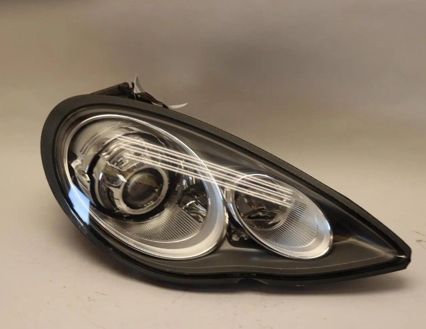 Left N Right Porsche Panamera Headlights(2010-2016) HID