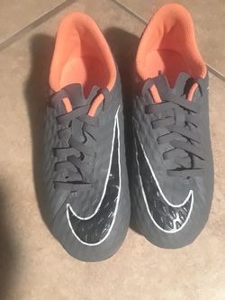 nike soccer boy cleats size 1