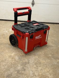 Milwaukee PACKOUT 22 in. Rolling Modular Tool Box