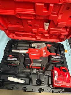 Milwaukee M18 Fuel HammerVac Rotary Hammer Kit