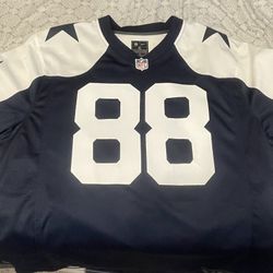Ceedee Lamb Jersey XL