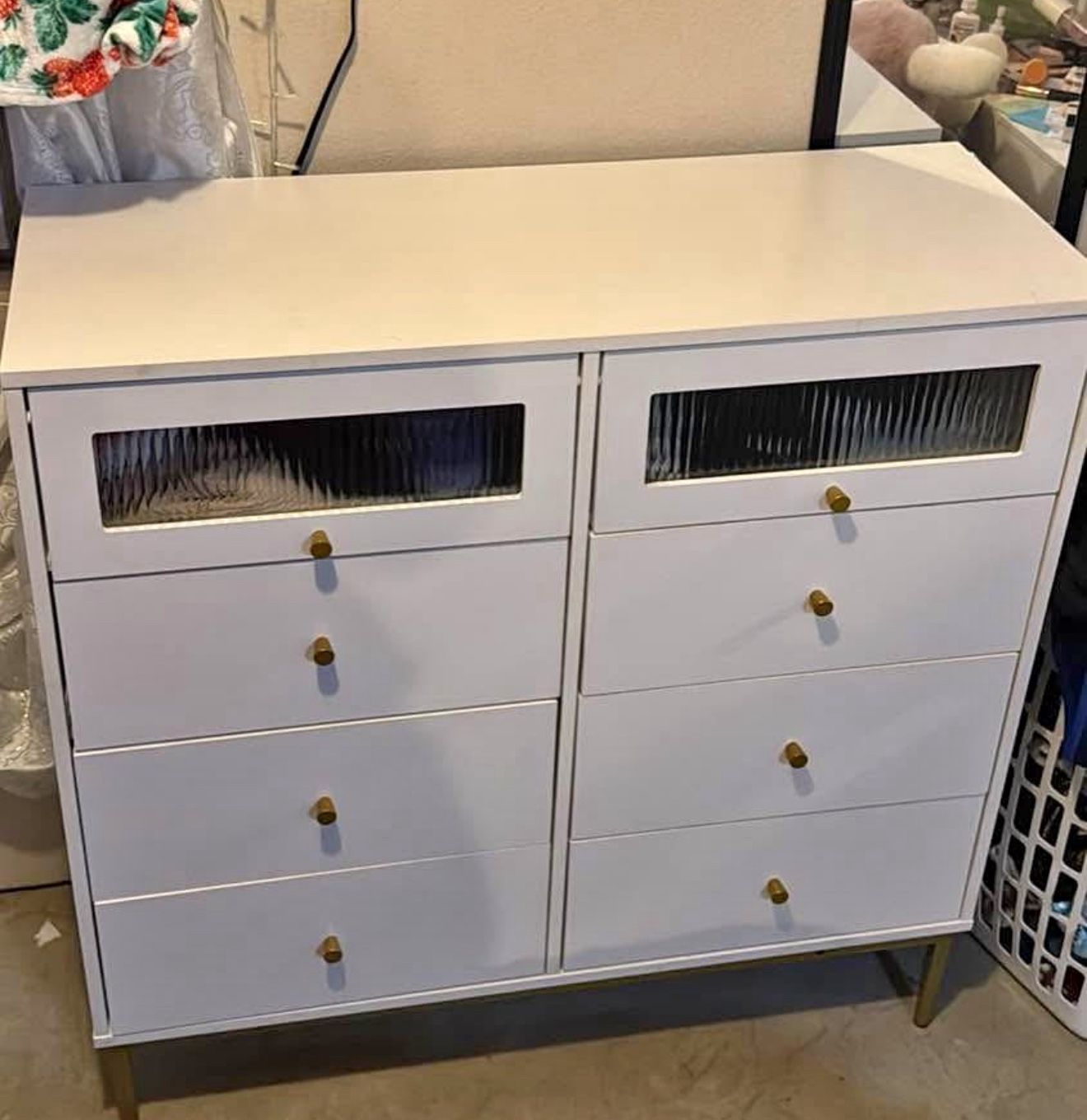 Dresser $100