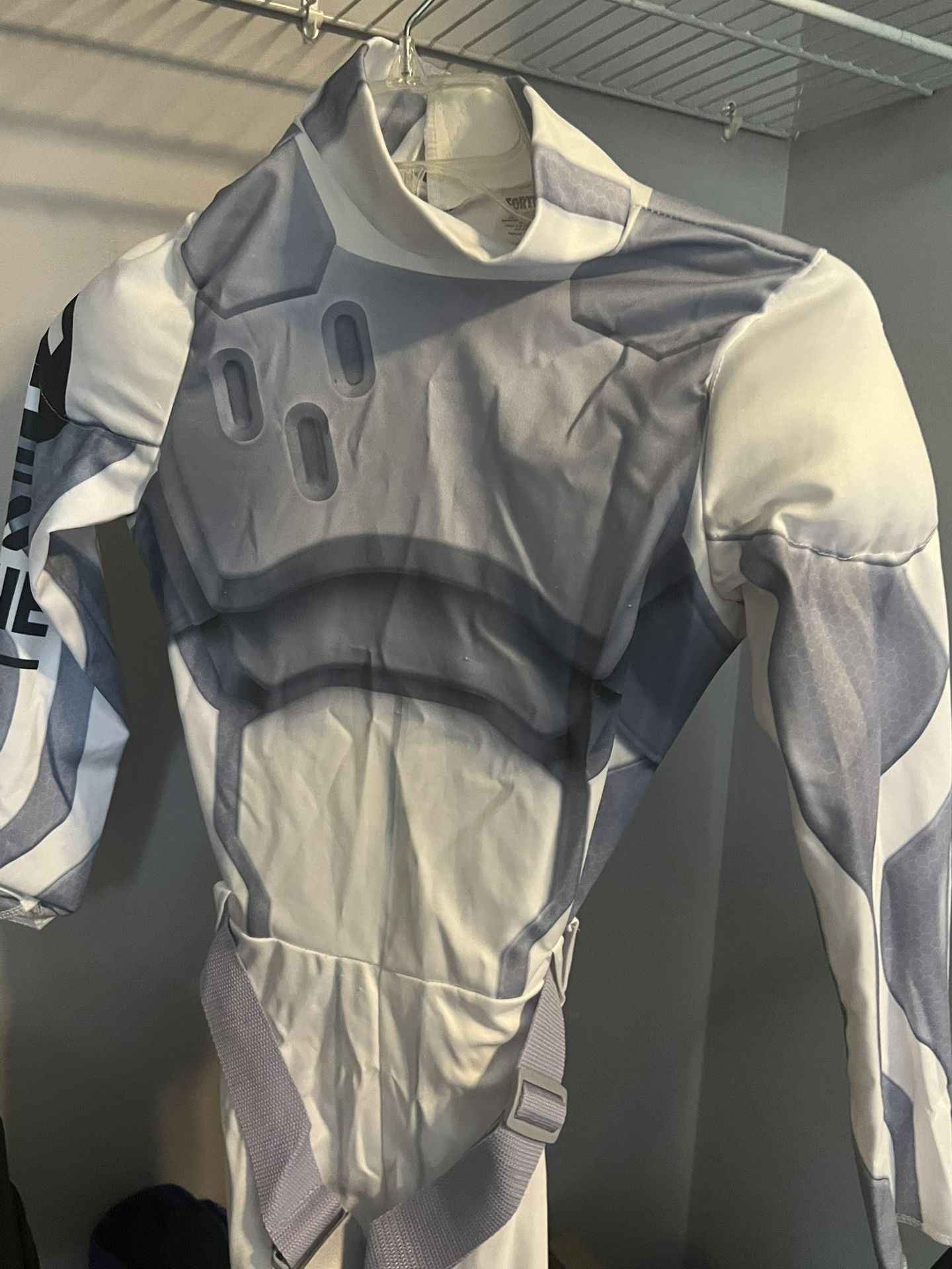 Free Fortnite Costume W Mask And Accessories 