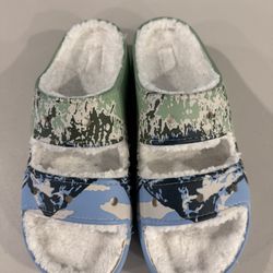 Crocs Classic Cozzzy Holiday Fuzzy Sandal Slippers Unisex Adult Slide Sandal