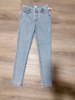 Light Wash Skinny Pull-On Jeans