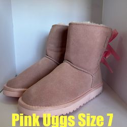NEW Pink UGG Boots Size 7 Women’s 