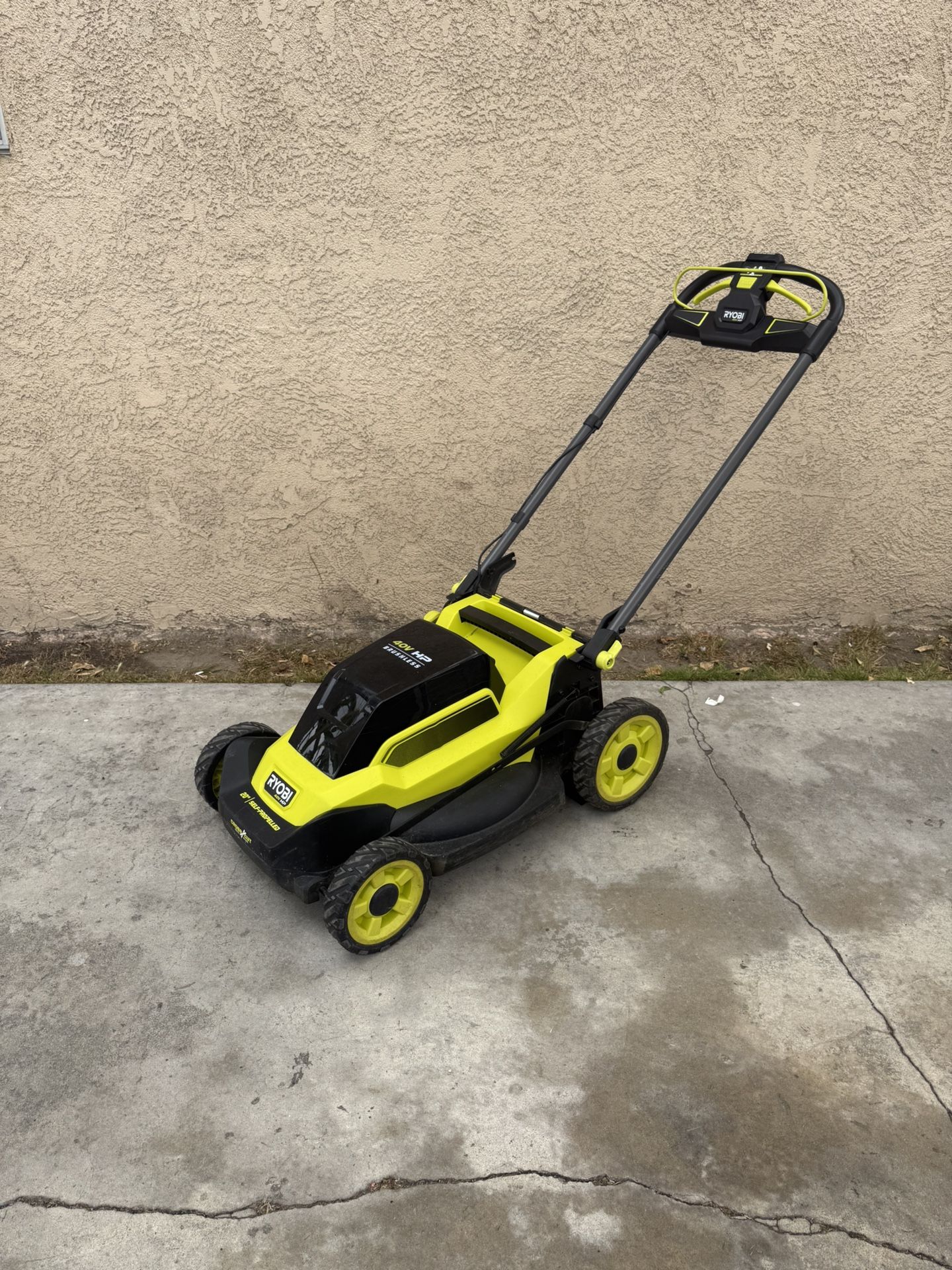 **Non Working** **SEE DESCRIPTION** RYOBI 40V HP Brushless 20 in. Cordless Electric Battery Walk Behind Self-Propelled Lawn Mower (Tool Only)