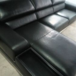 MODANY GENUINE LEATHER DORADO FURNITURE BLACK COLOR.. DELIVERY SERVICE AVAILABLE 🚚⚡🚚
