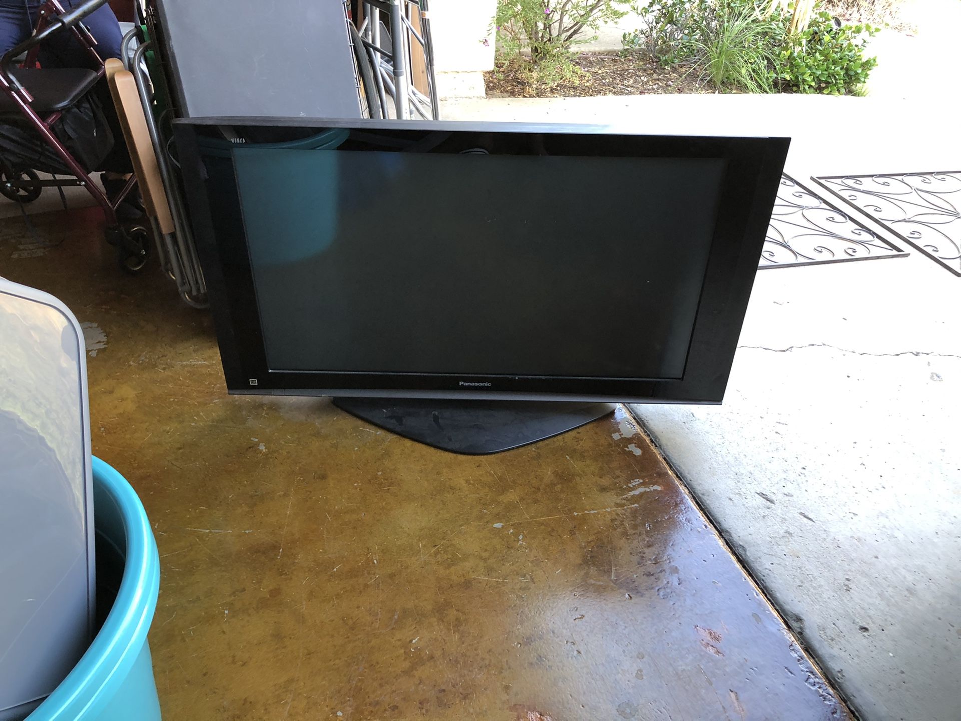 Panasonic 41” Flatscreen TV