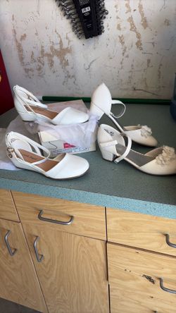 Girl’s shoes