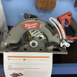 Milwaukee Circular Saw 