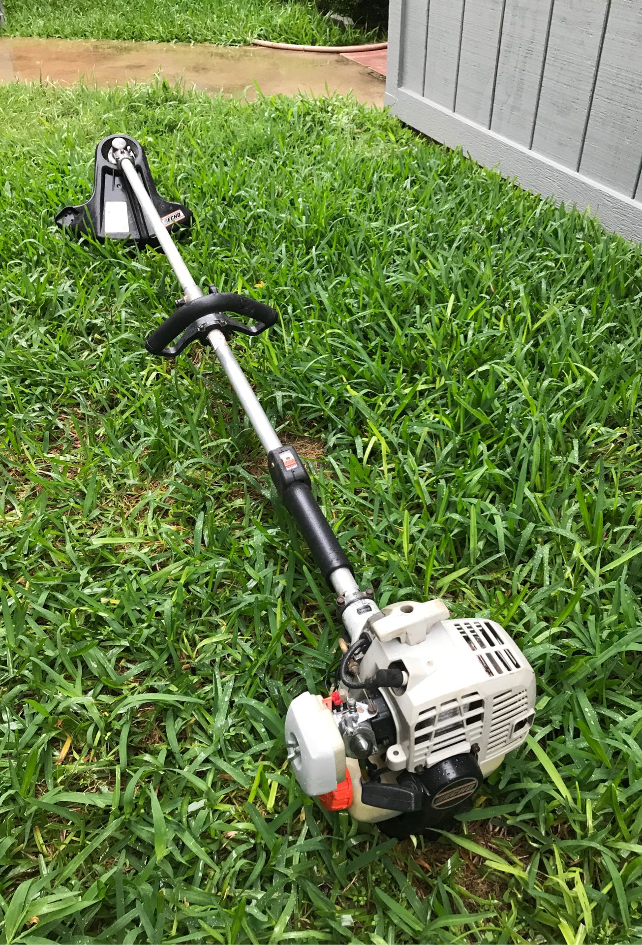 Echo SRM 2100 SB weed eater for Sale in Grand Prairie, TX OfferUp