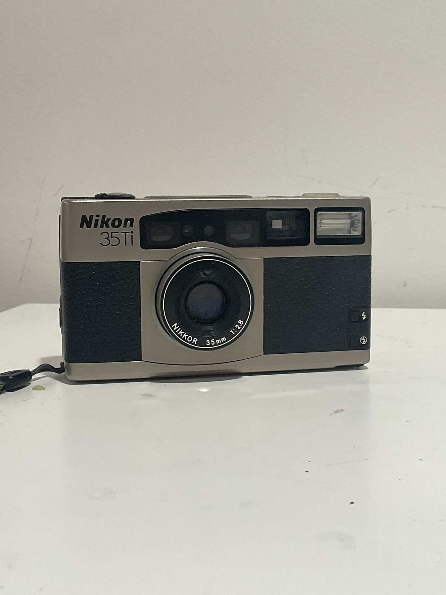 Nikon 35Ti