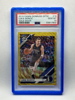 2019 PANINI DONRUSS OPTIC #16 LUKA DONCIC GOLD WAVE