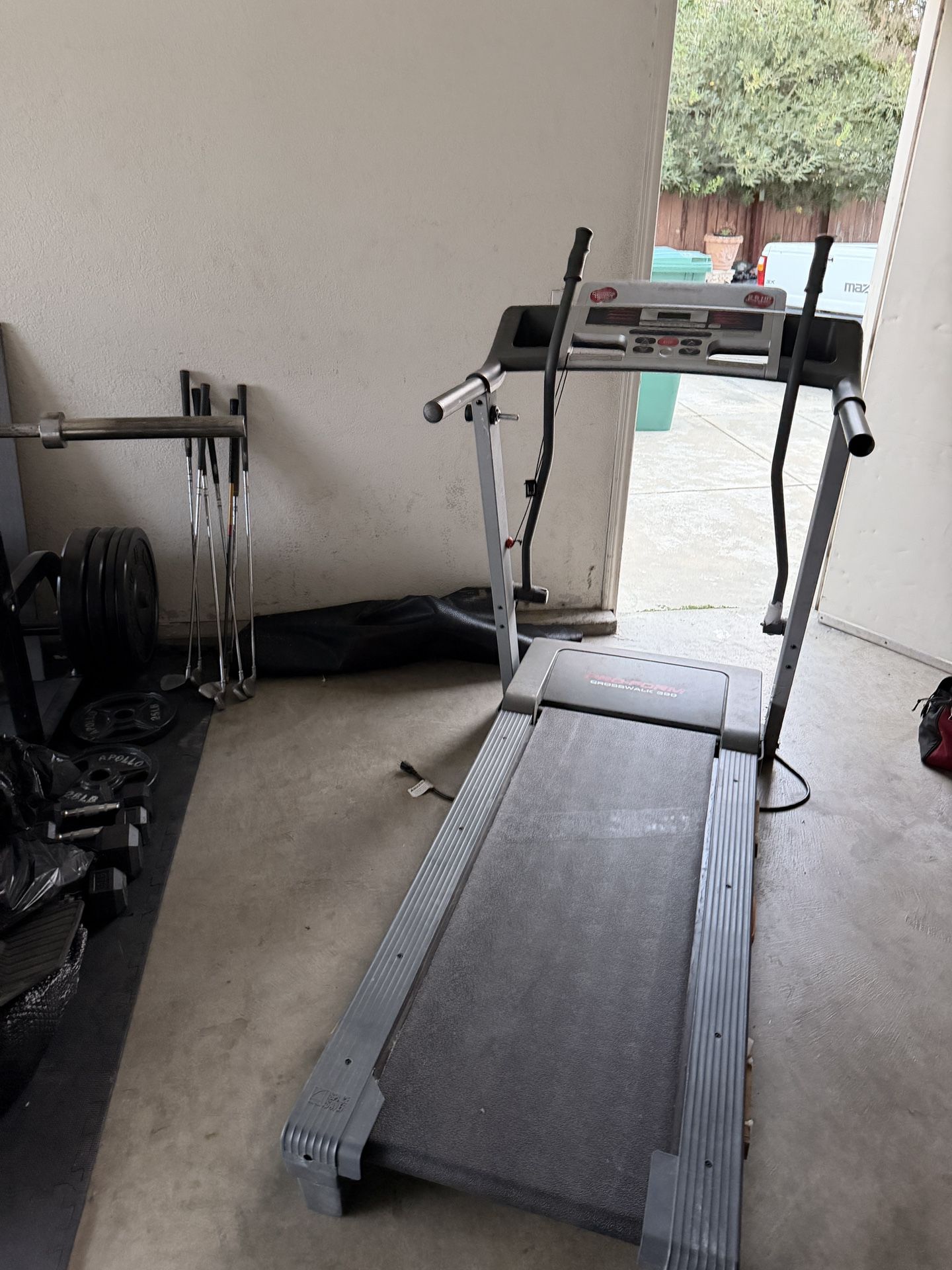 ProForm CrossWalk 380 Treadmill - 2.5 HP Motor - Folds