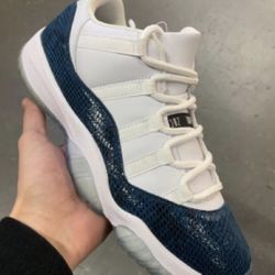Jordan 11 Low NAVY SNAKESKIN