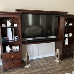 TV Entertainment System Wood