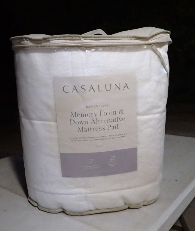 Full Size Casaluna Memory Foam & Down Alternative Mattress Pad 