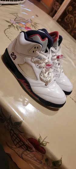 2011 air jordan retro 5 “independence day”