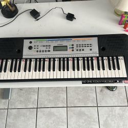 Yamaha Keyboard 