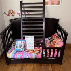 Graco 4 in 1 crib 