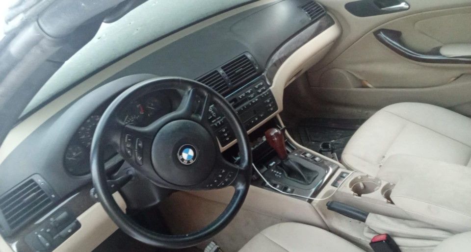 2001 BMW 325Ci