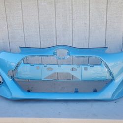 Toyota Prius Front Bumper 2015-2017 Oem