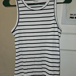 Women's No Boundaries striped tank top sz M