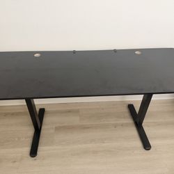 automatic height adjustable desk