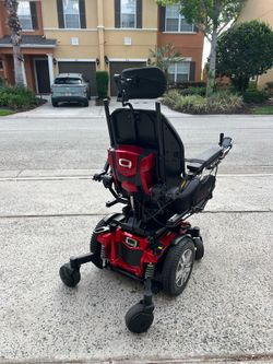 NEW • Wheelchair Quantum Edge 2.0 iLevel (Power Chair) tilt/recline with elevating legrests. Permobil