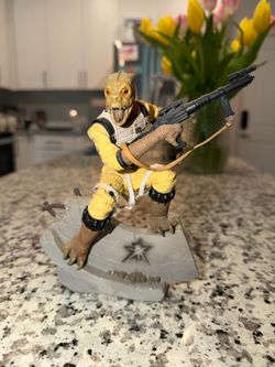 Star Wars Bossk Statue