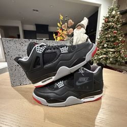 Air Jordan Retro 4 Bred