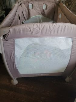 Play Yard  Extra Large Ingenuity