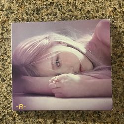 ROSÈ “R” CD 