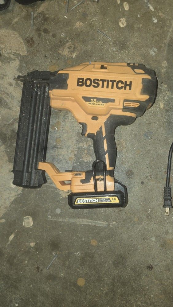 Stanley Black & Decker Bostitch 20V Max Brad Nailer
